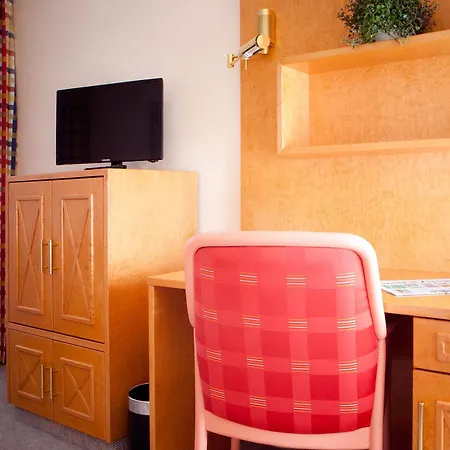 Roswitha Otel 3*