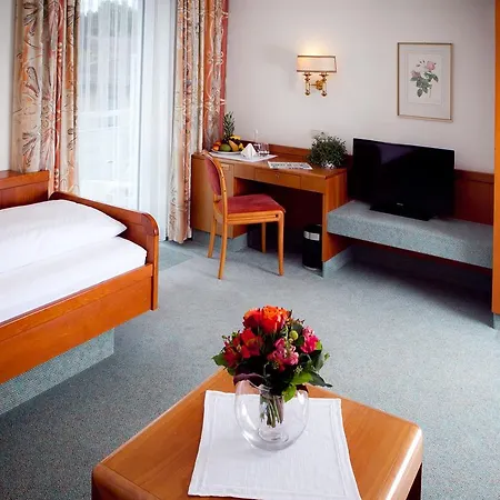 Roswitha Otel 3*