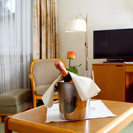 Hotel Roswitha 3*