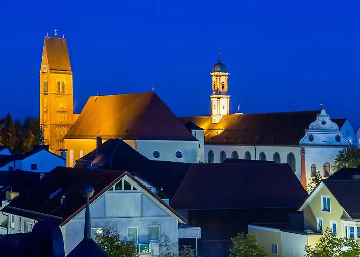 فندق Roswitha 3*